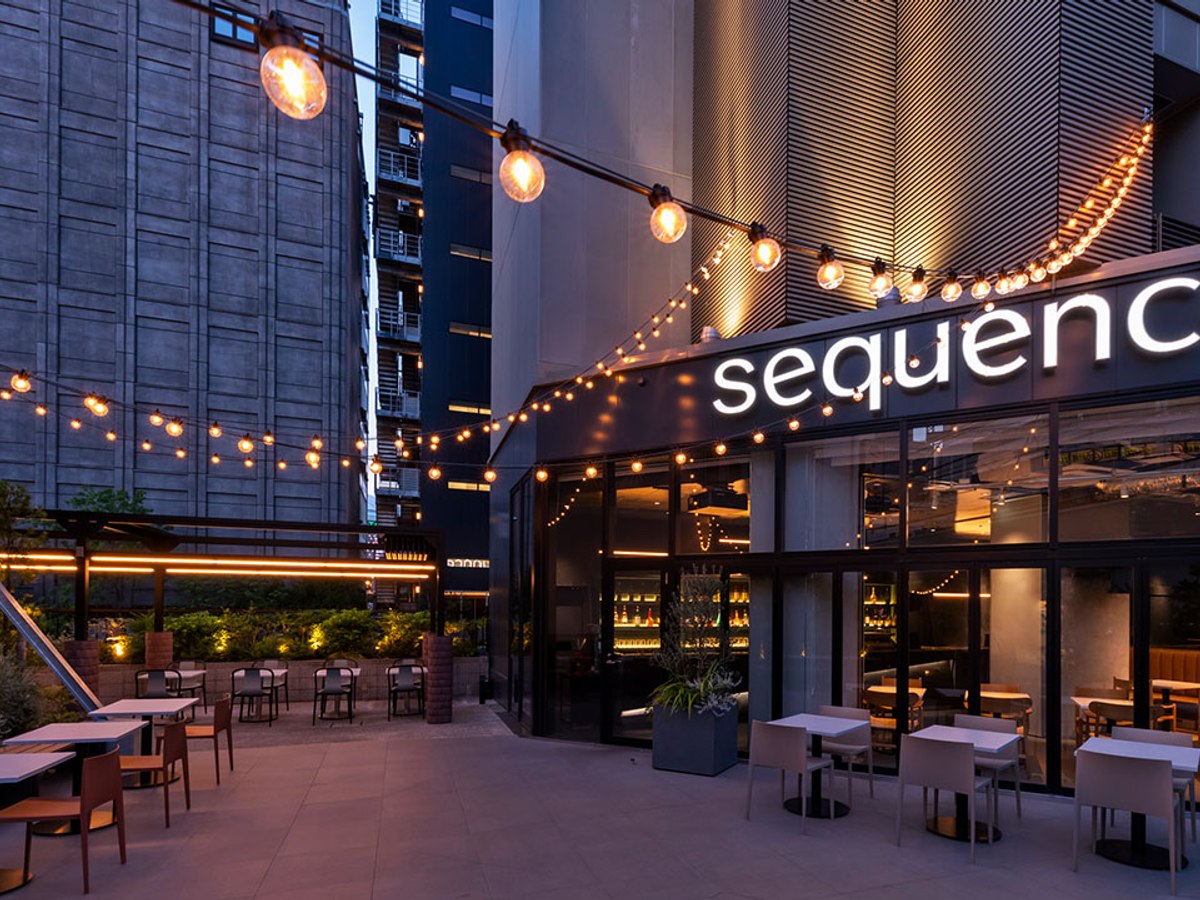 sequence SUIDOBASHI KANPAI TERRACEの候補写真