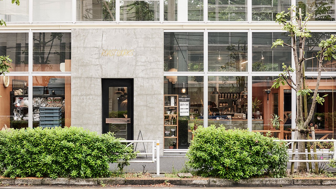 THE COFFEESHOP ROAST WORKS 店名のある外観