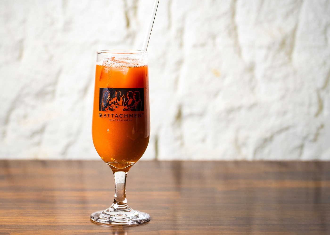 Wine restaurant The Attachment 池袋店 店名入りドリンク